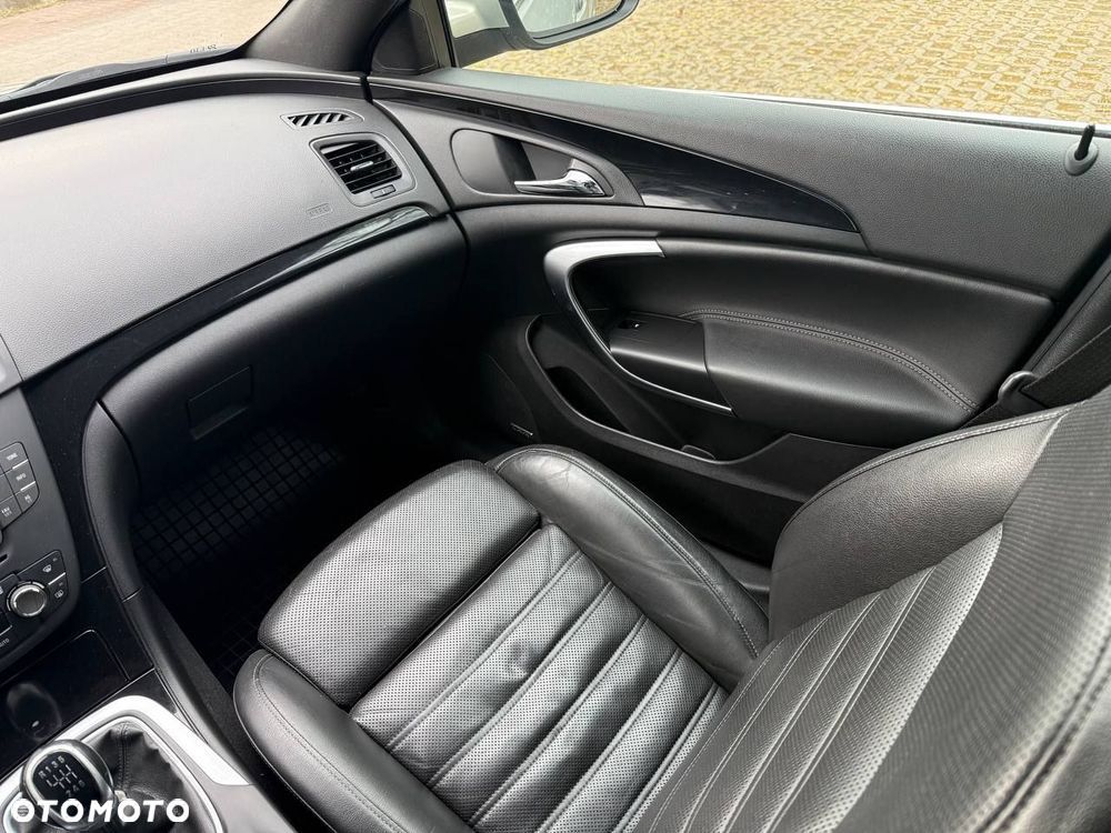 Opel Insignia 2.0 CDTI Cosmo - 24