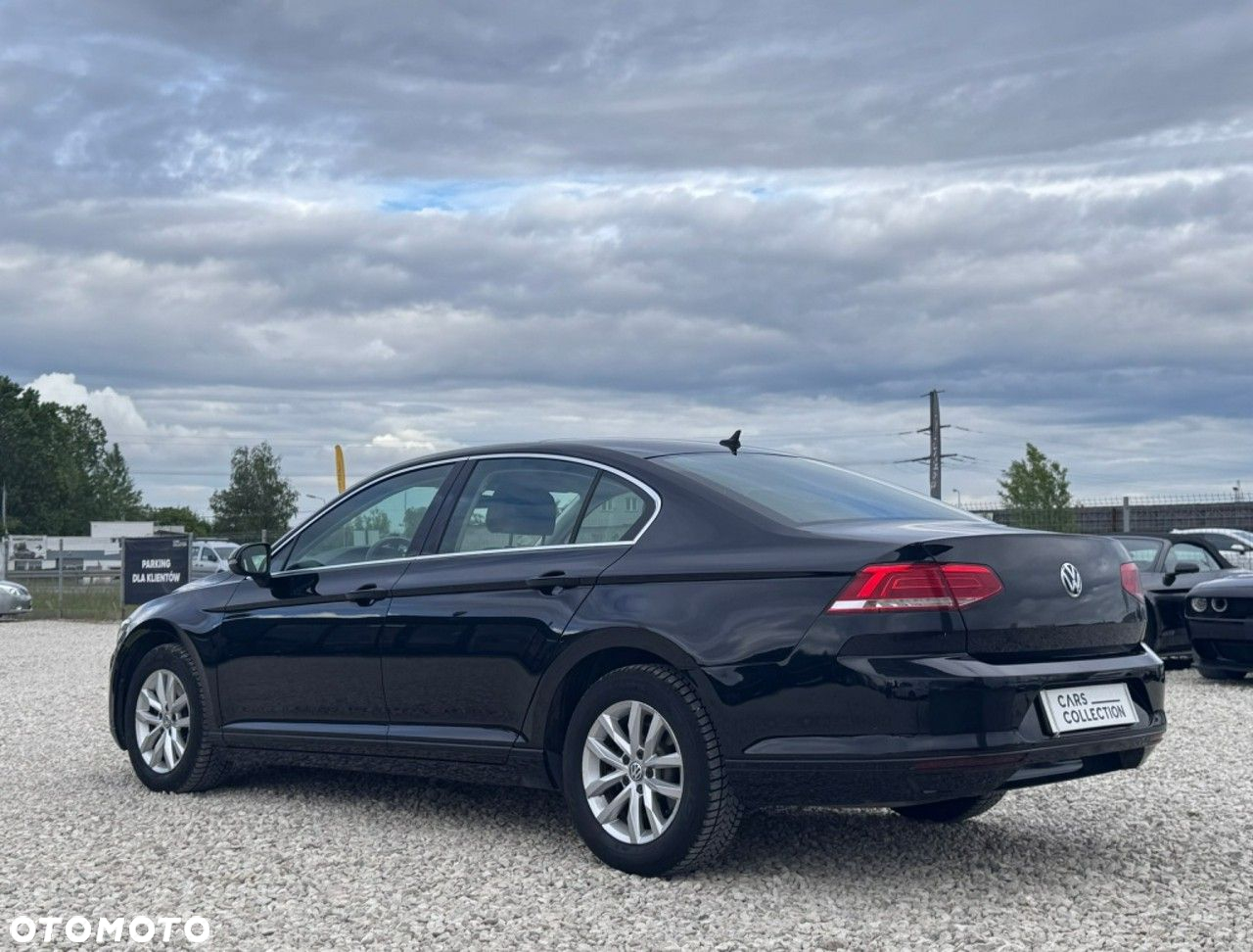 Volkswagen Passat - 6