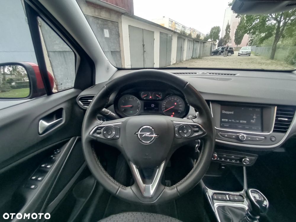 Opel Crossland X 1.2 T Enjoy S&S - 17