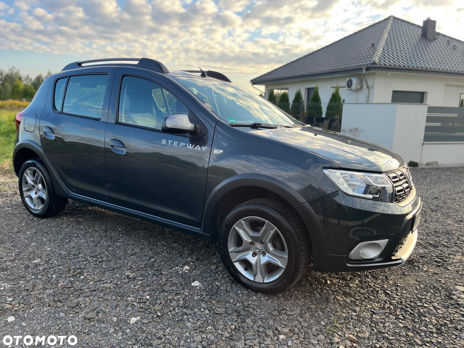 Dacia Sandero Stepway TCe 90 Prestige - 16