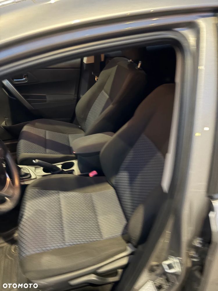 Toyota Auris 1.6 Active - 3