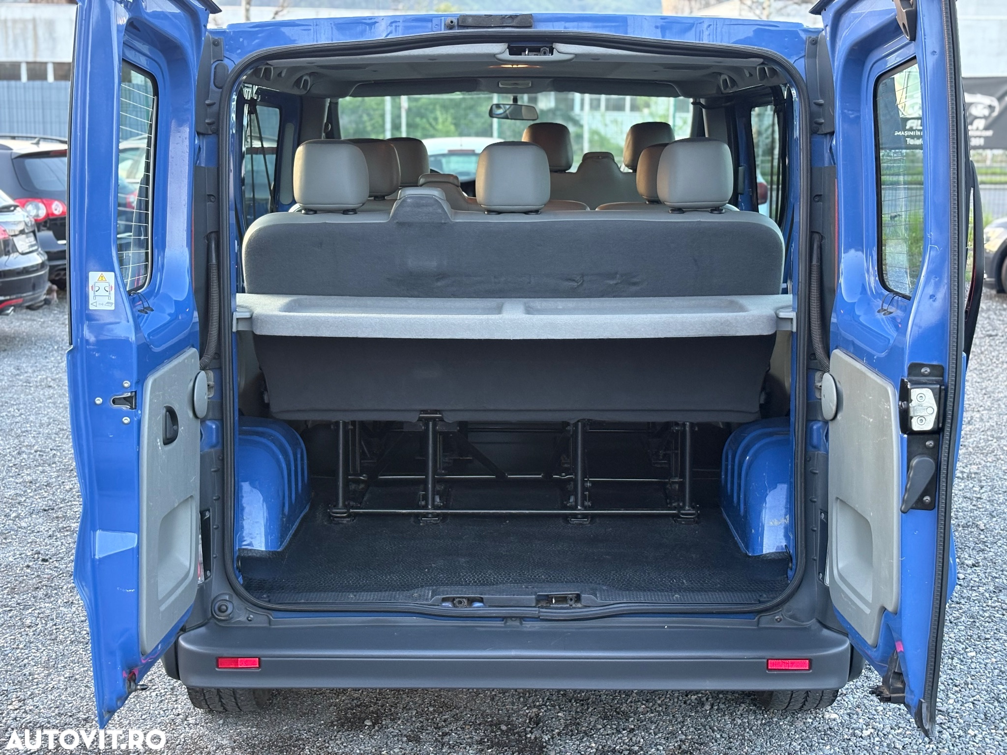 Opel Vivaro 2.0 CDTI L2H1 - 17