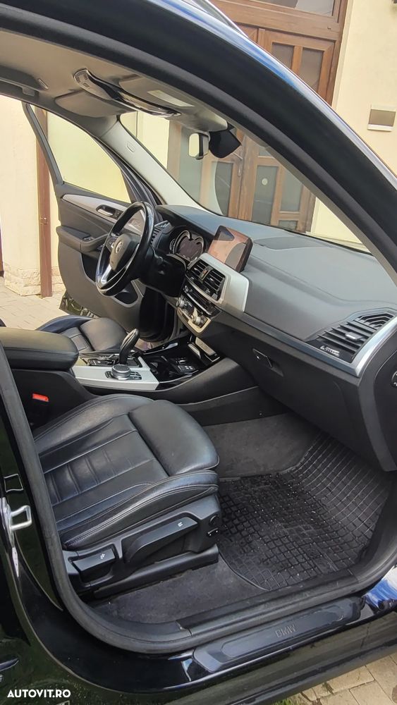 BMW X3 xDrive20i AT - 23