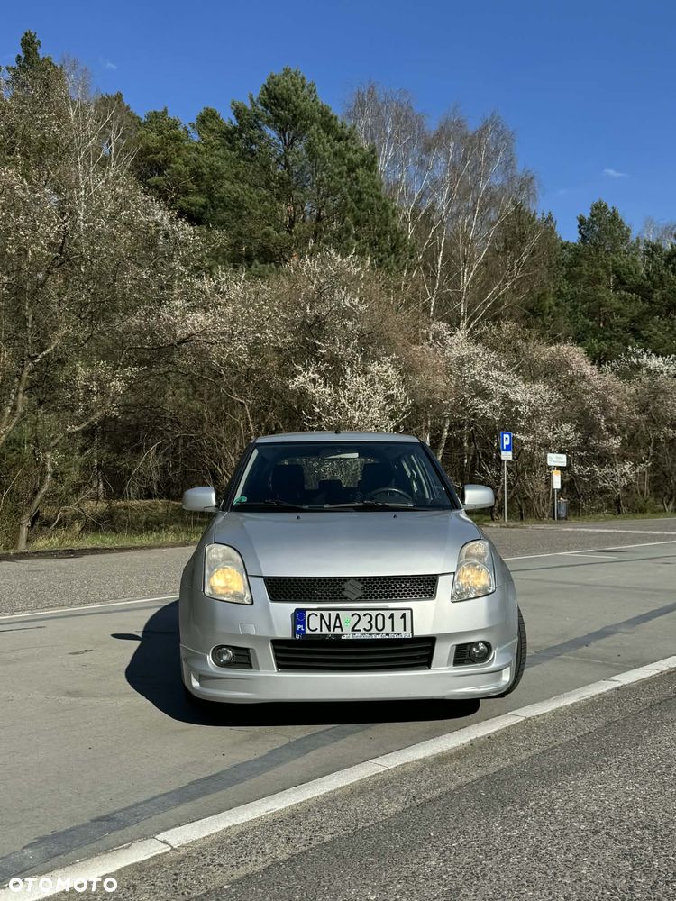 Suzuki Swift - 3