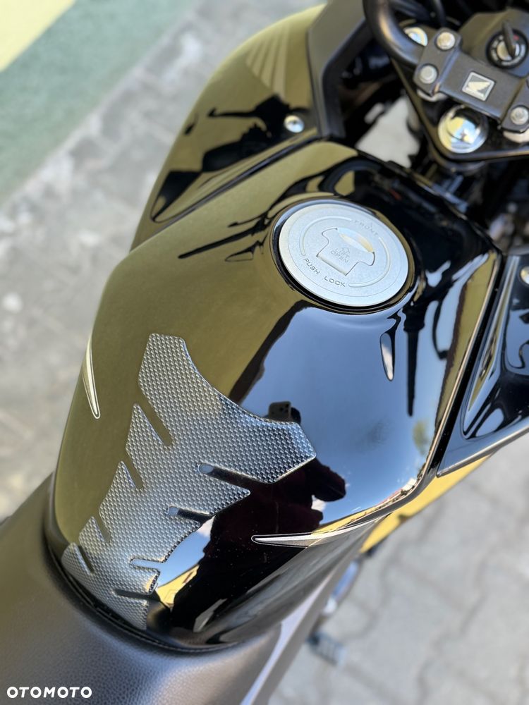 Honda CBF - 18