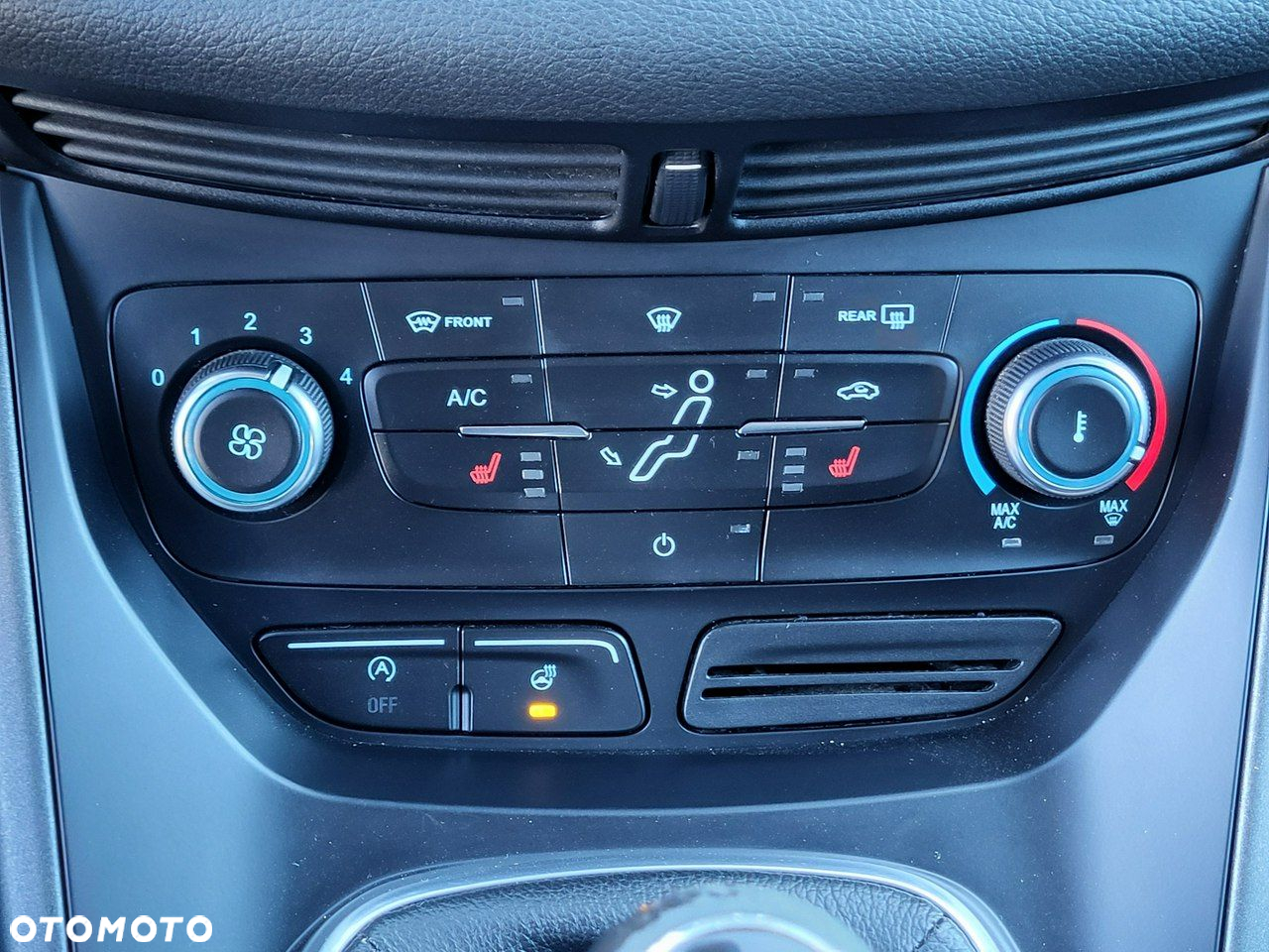 Ford C-MAX - 32