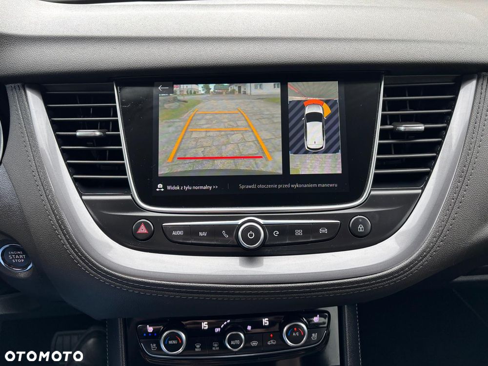 Opel Grandland X Plug-in-Hybrid4 1.6 DI Start/Stop Ultimate - 32