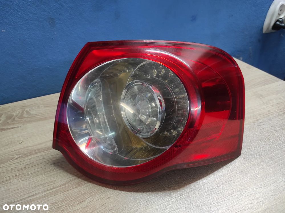 LAMPA TYŁ PRAWY TYLNA PRAWA VW PASSAT B6 KOMBI 3C9 LEDY OK OE SPRAWNE WYSYŁKA !!!!! - 1