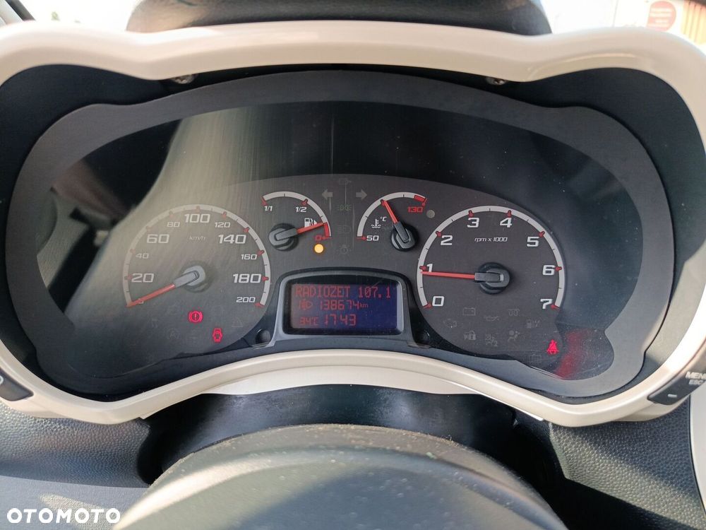 Ford KA 1.2 Ambiente - 17