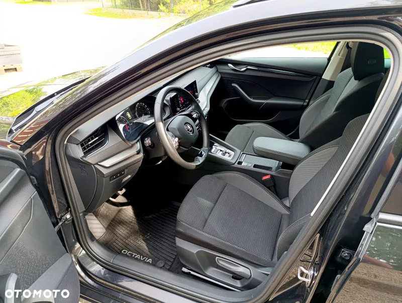 Skoda Octavia 2.0 TDI Ambition DSG - 17