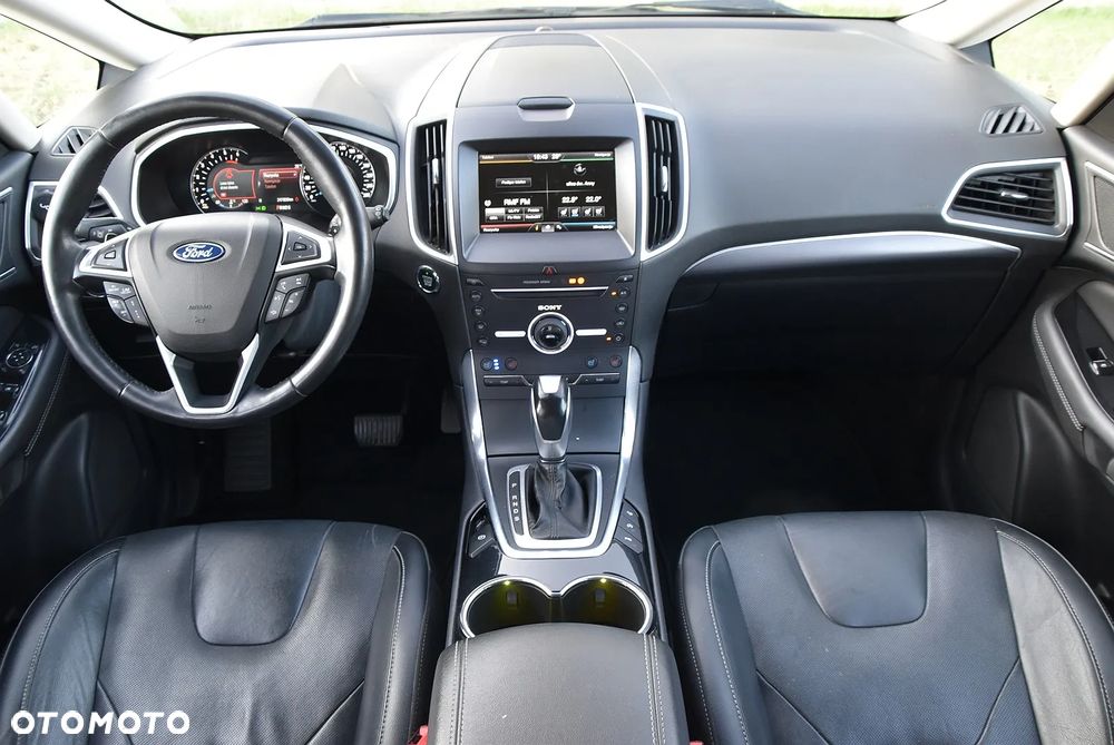 Ford S-Max 2.0 TDCi Titanium PowerShift - 25