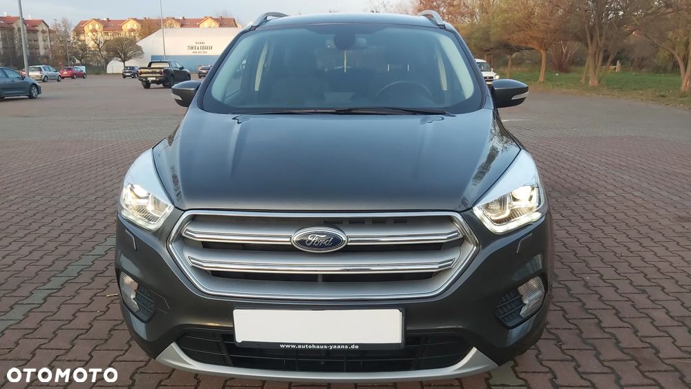 Ford Kuga 1.5 TDCi 2x4 Titanium - 15