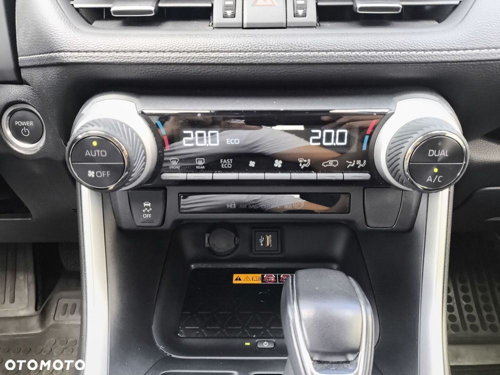 Toyota RAV4 - 23