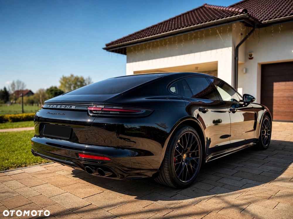 Porsche Panamera Turbo - 5