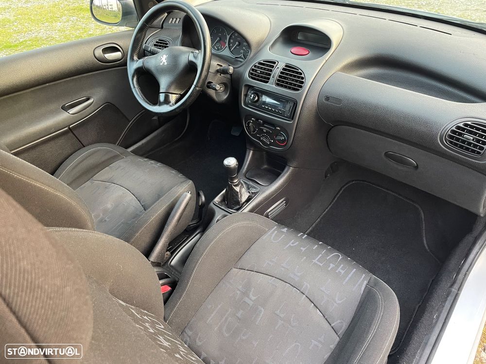 Peugeot 206 2.0 HDi XS - 8