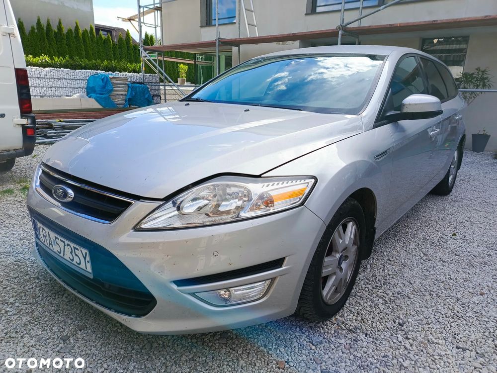 Ford Mondeo 2.0 TDCi Ambiente - 3