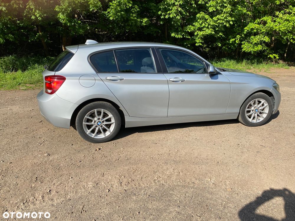 BMW Seria 1 118i - 3