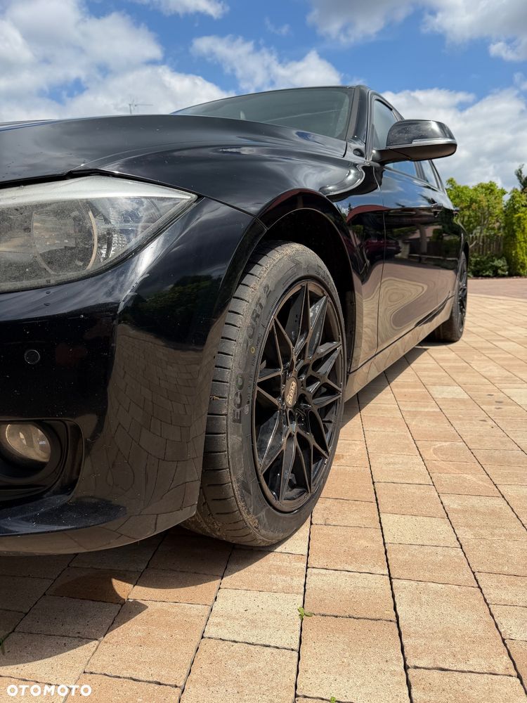 BMW Seria 3 - 11