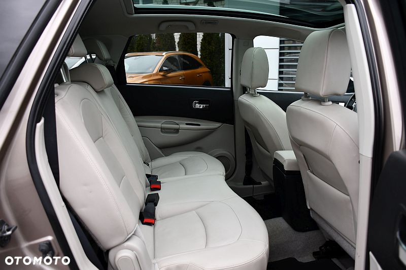 Nissan Qashqai+2 2.0 tekna - 20