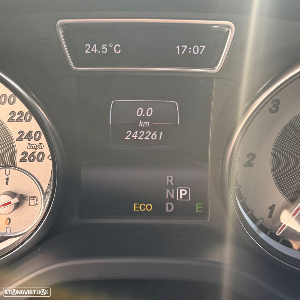 Mercedes-Benz CLA 220 CDI Aut. - 12