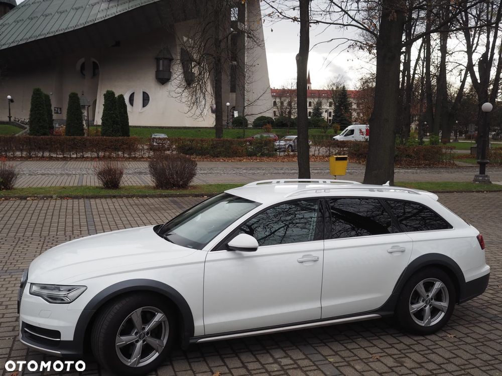 Audi A6 Allroad - 16
