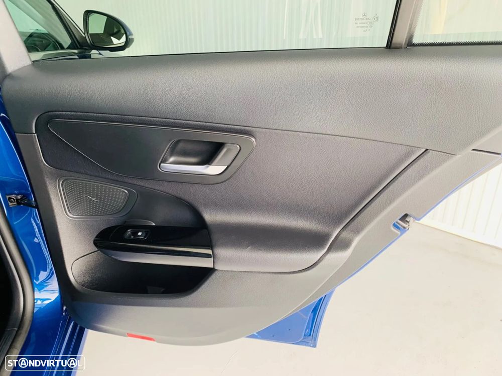 Mercedes-Benz C 200 - 41