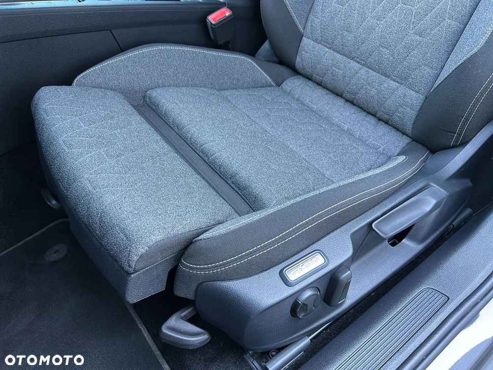 Volkswagen Passat Variant 1.5 TSI EVO Business - 20