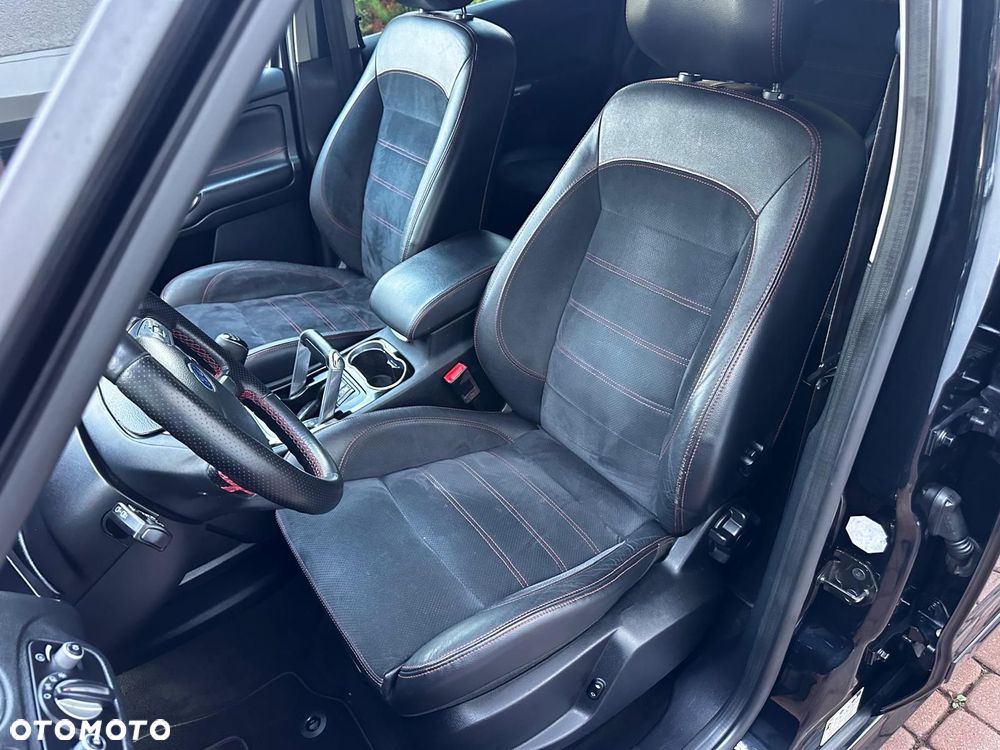 Ford S-Max - 24