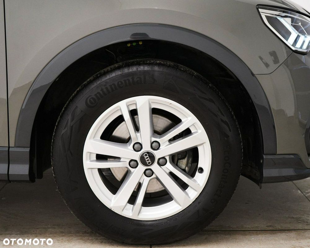 Audi Q3 Sportback - 12