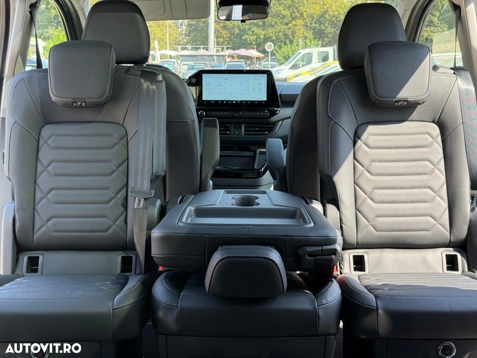 Ford Tourneo Custom Bus 340L 2.5 227 CP CVT L2H1 FWD PHEV Titanium - 17