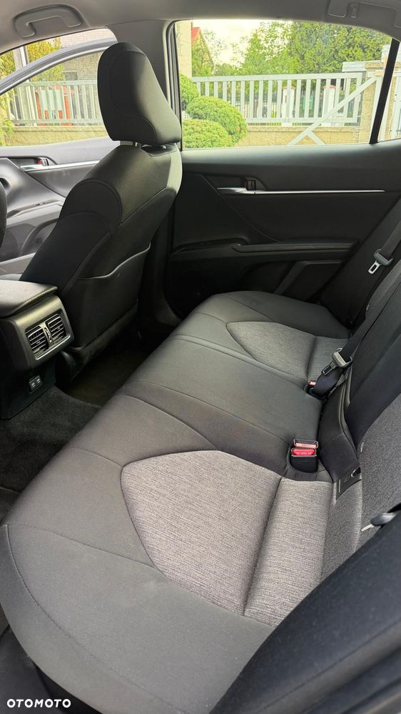 Toyota Camry 2.5 Hybrid Comfort CVT - 14