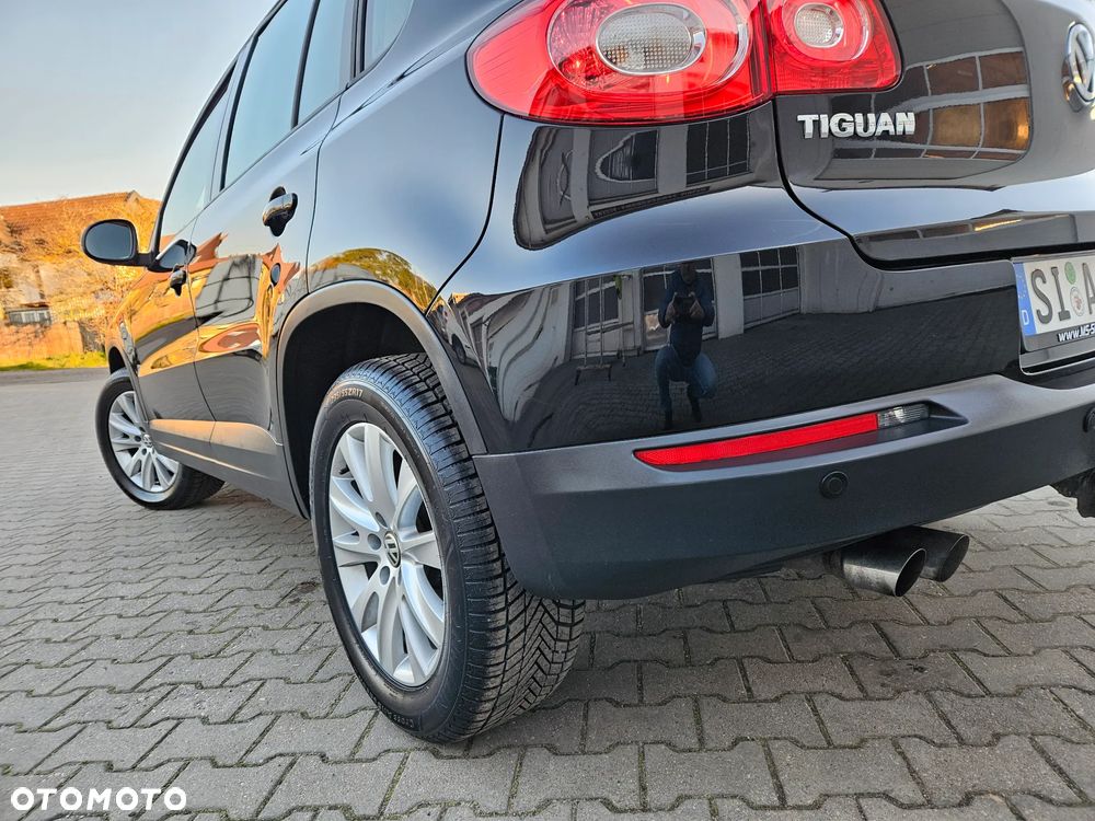 Volkswagen Tiguan 1.4 TSI BlueMotion Technology Exclusive - 10