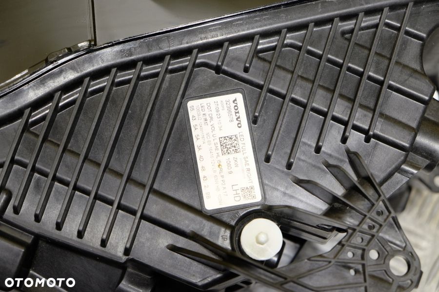 VOLVO XC60 LIFT 2021- REFLEKTOR LAMPA FULL LED SYSTEM PRAWA CZARNA USA - 7