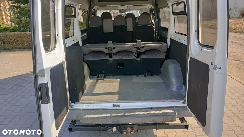 Ford Transit - 9