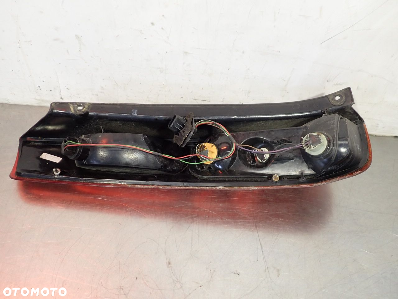 LAMPA PRAWA TYLNA FORD FIESTA MK5 LIFT 6S61-13404-B - 3