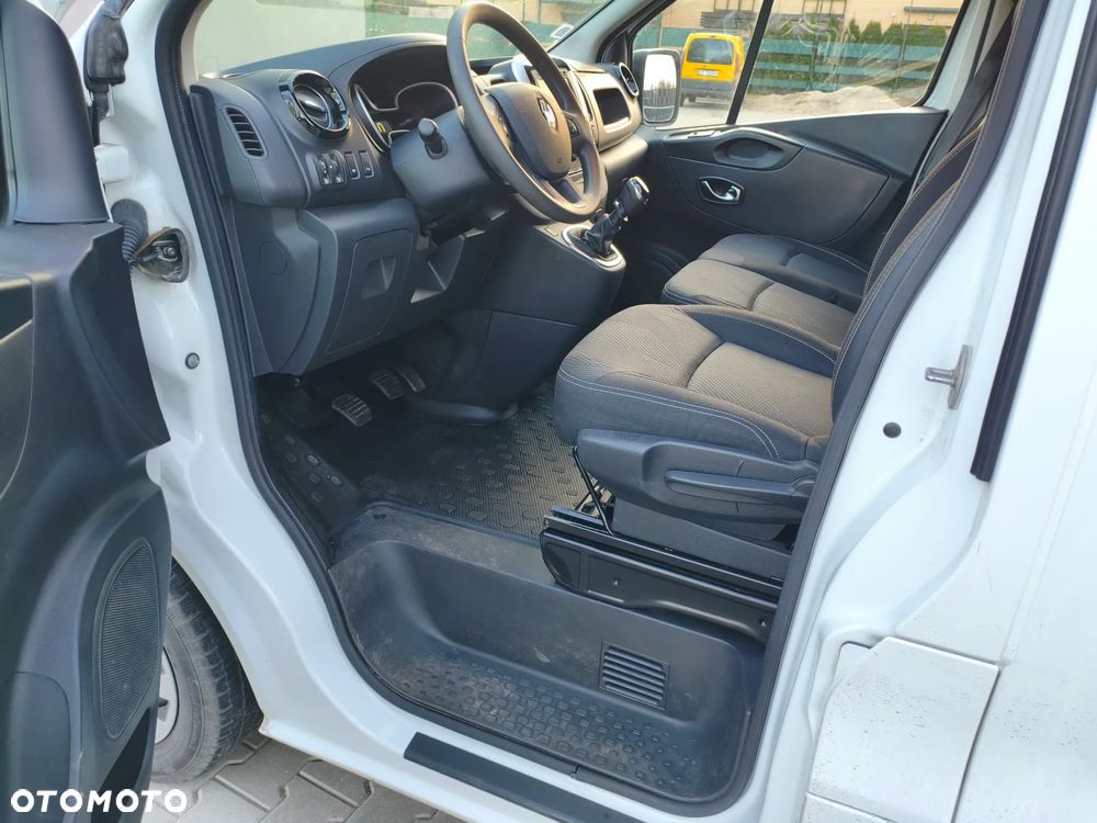 Renault Trafic - 21