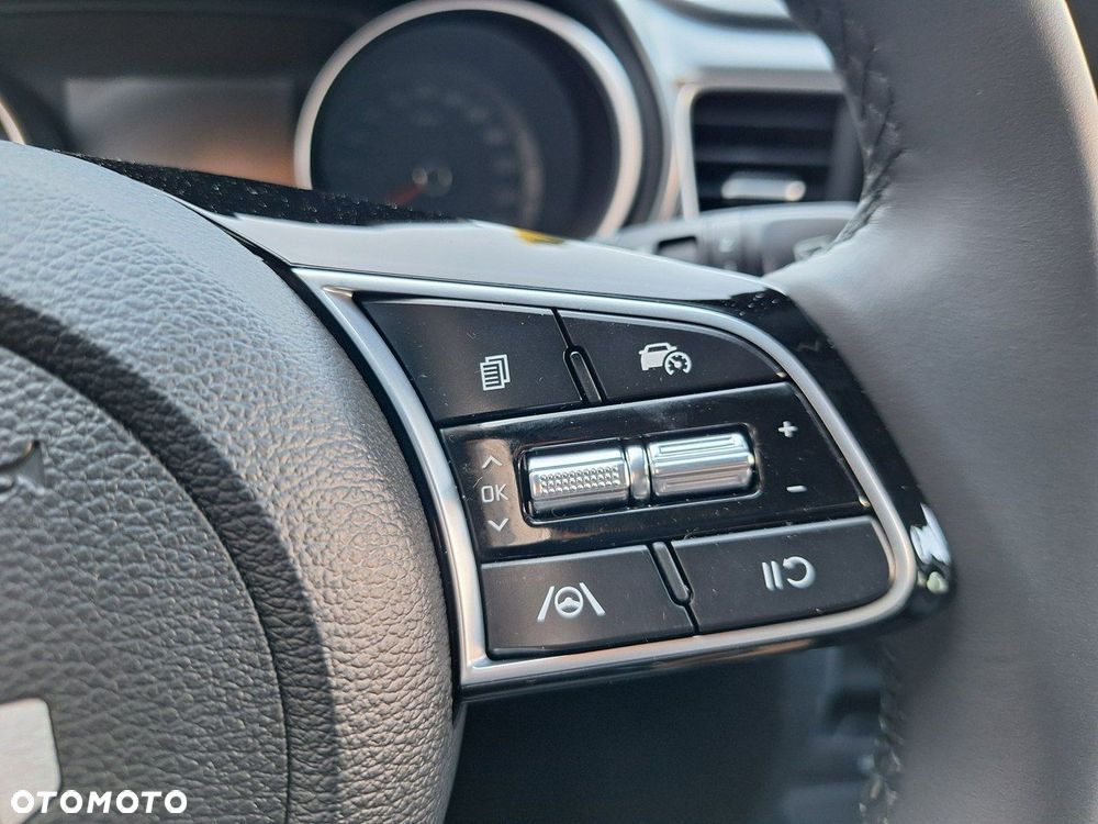 Kia XCeed - 14