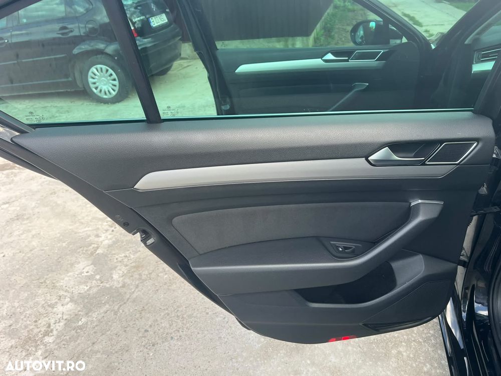 Volkswagen Passat 1.5 TSI OPF Comfortline - 11