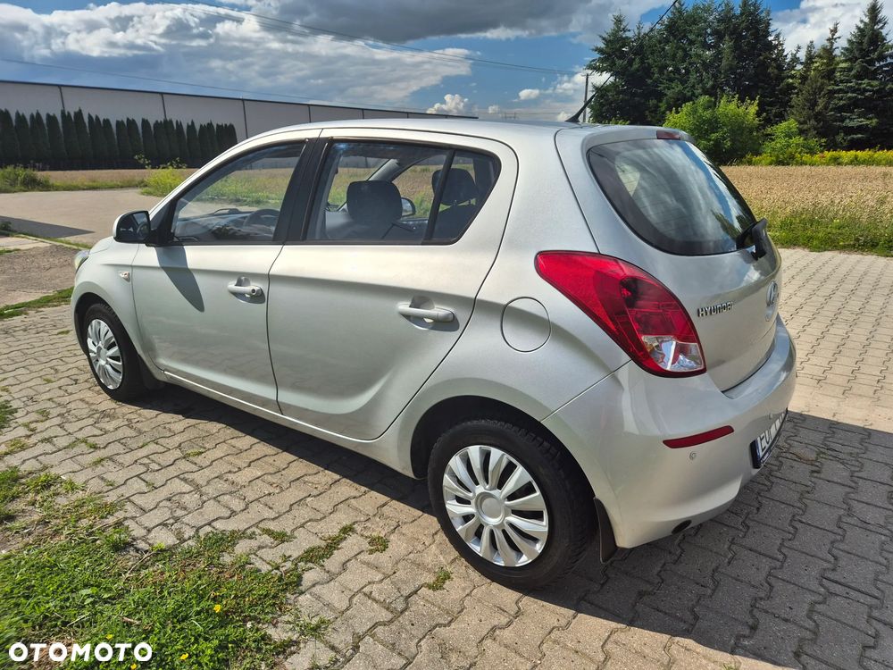 Hyundai i20 1.2 BlueDrive Go - 13