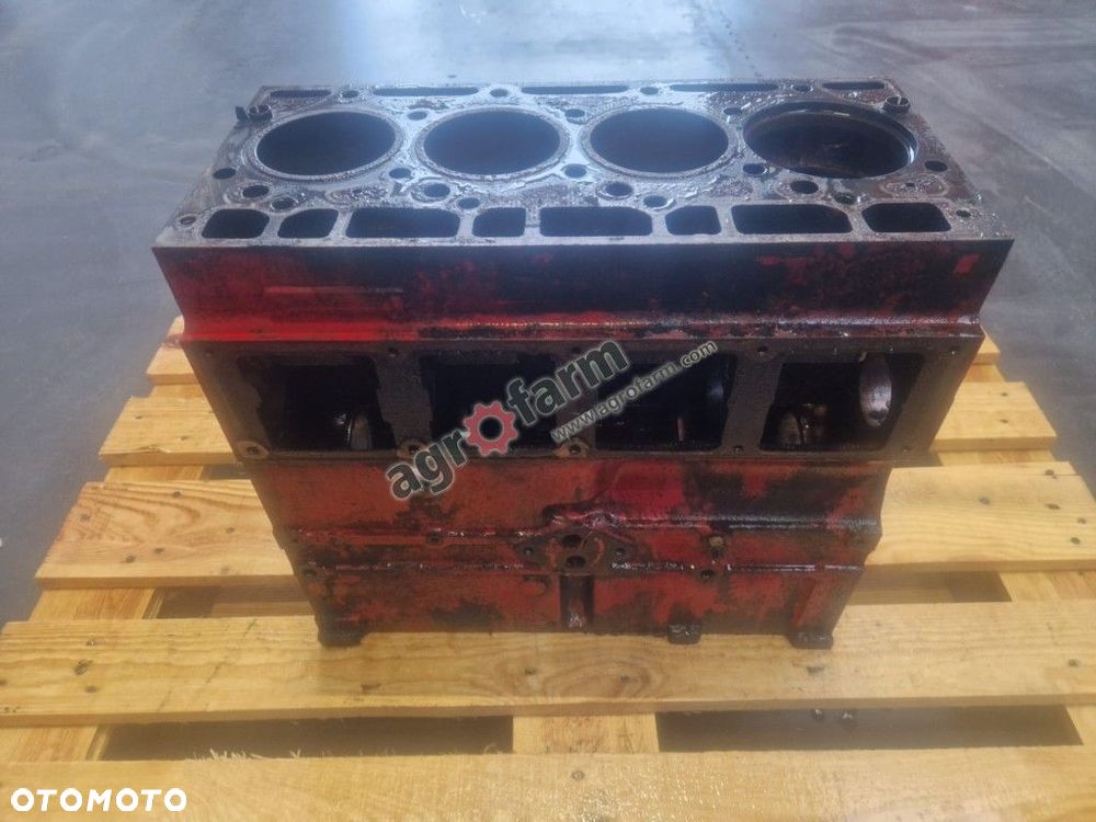 Blok silnika Case 840, 940, 833, 740 - 4