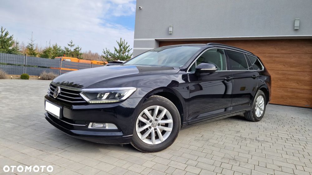 Volkswagen Passat - 2