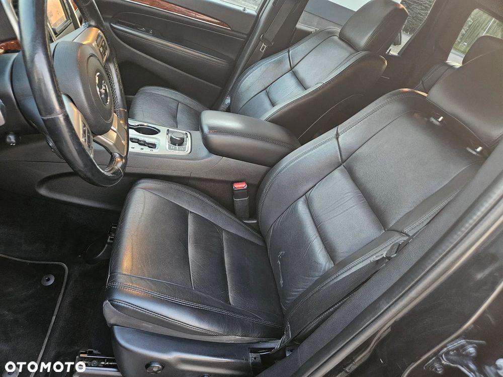 Jeep Grand Cherokee - 13