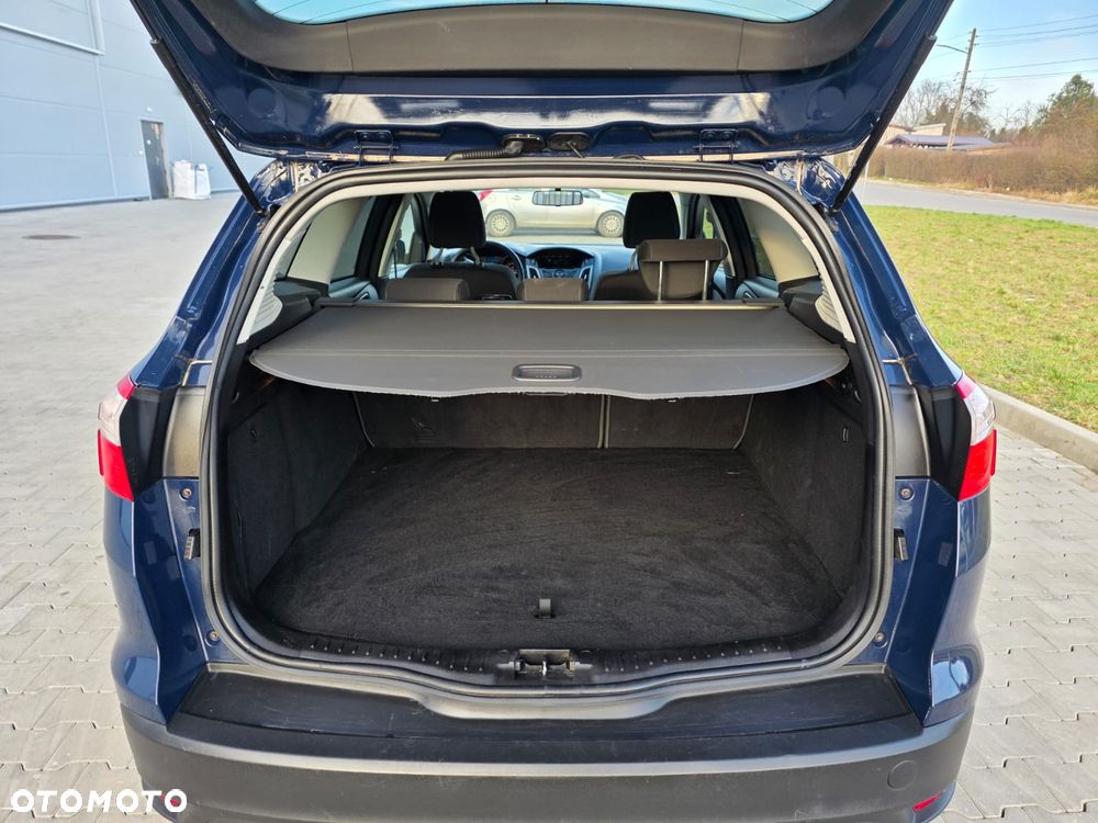 Ford Focus 1.6 TDCi DPF SYNC Edition - 13