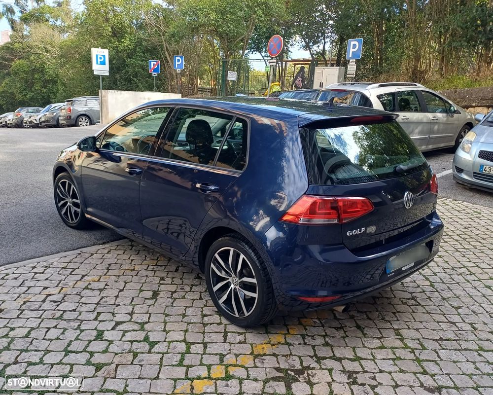 VW Golf 1.6 TDi BlueMotion Confortline - 23