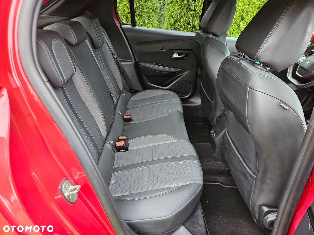 Peugeot 208 1.2 PureTech Allure S&S EAT8 - 17