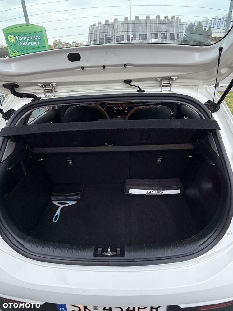 Kia Rio - 11