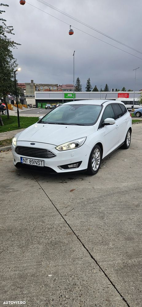 Ford Focus - 26