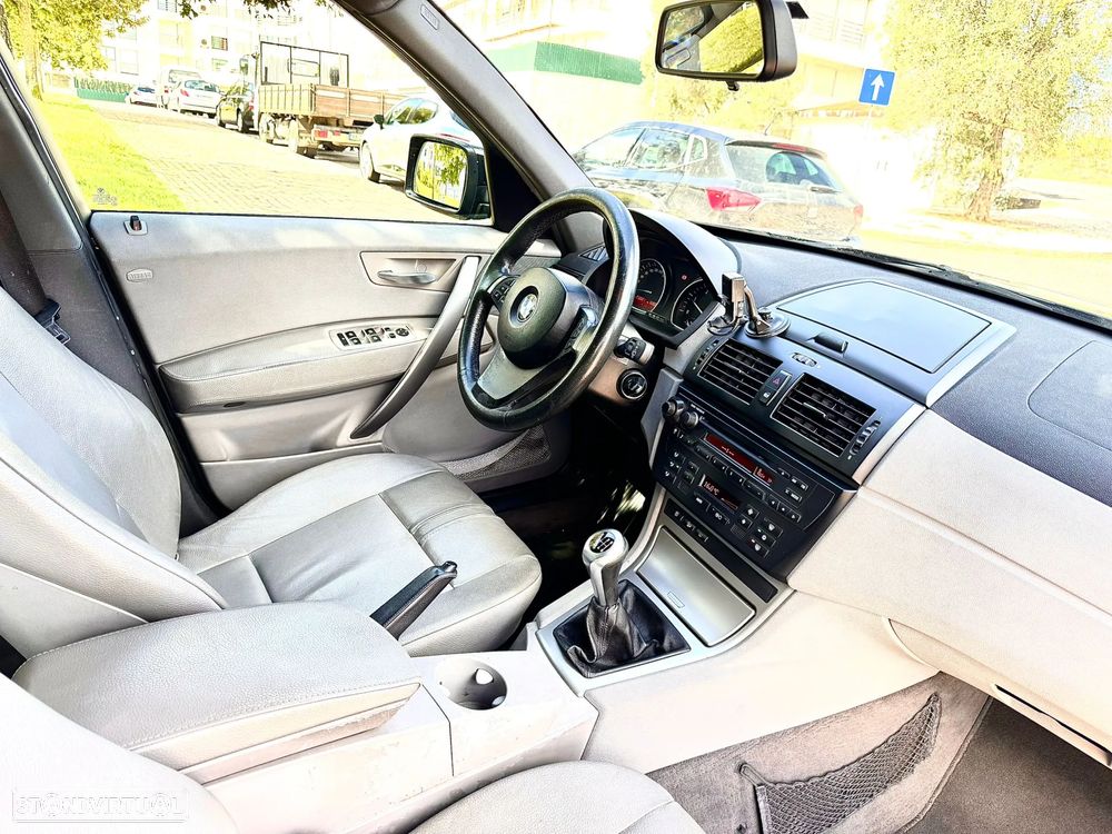 BMW X3 2.0 d - 7