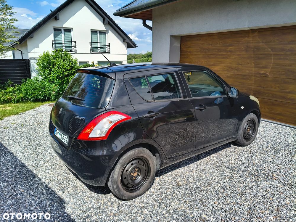 Suzuki Swift - 5