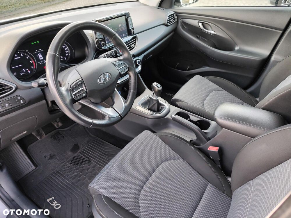 Hyundai i30 2022